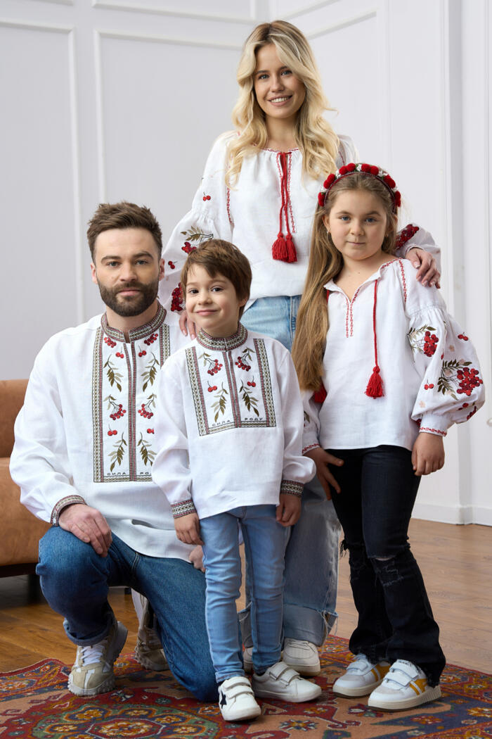 Мужская вышиванка 